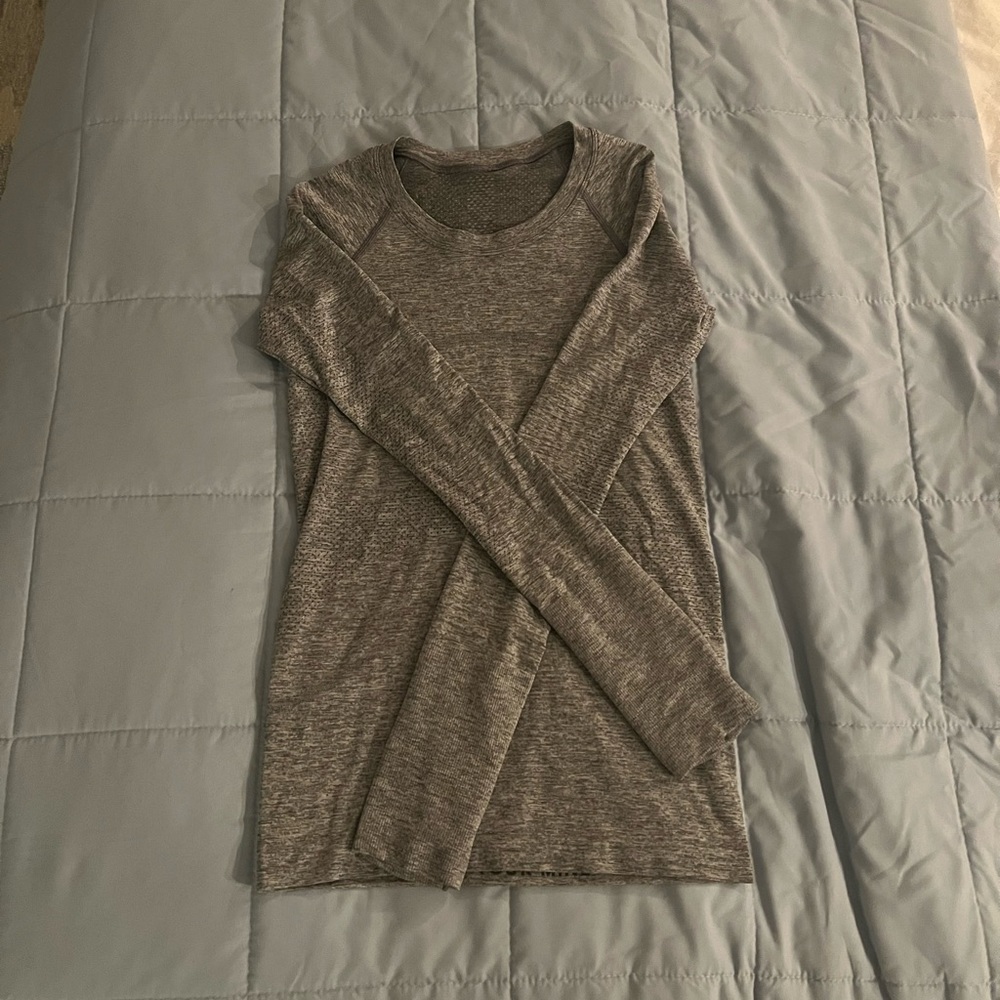 Lulu Swiftly Tech Long Sleeve Grey